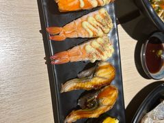 -万岁料理回转寿司(华贸店)
