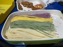 -马路边边 传媒大学店
