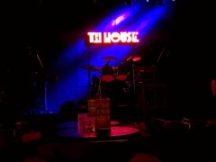 -TZ House音乐现场(茅台店)