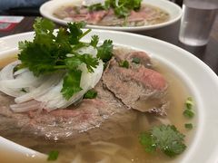 越南生牛肉粉-PHO·5越南牛肉粉(建新路店)