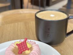 -星巴克臻选(上海合生汇1F店)