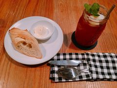 -ROAST coffee & eatery