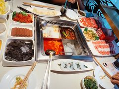 -海底捞火锅鲜切牛肉主题店(长寿路店)
