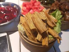 -瓜西西重庆火锅(花溪店)