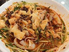 -汗腾格里·风味餐厅(新疆驻京办店)