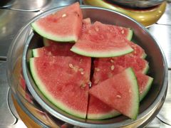 西瓜-汤响自助回转火锅百汇(乐峰广场店)