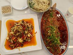 -洪平血旺椒麻鸡雅鱼饭店(熊猫大道店)
