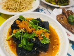 -松哥油焖大虾.小龙虾.黑鸭煲(海岸城店)