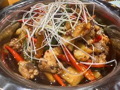 -郭婆婆疯子鸡·土货江湖菜馆