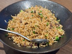 牛肉腌菜炒饭-大中华酒楼·主席武昌鱼·武汉美食地标(江汉路步行街店)
