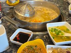 -一席地·本地鸡窝·杭帮鸡火锅(萧山银隆百货店)