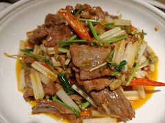 -万重锦·人文川菜馆(骡马市店)