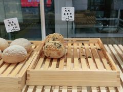 -焙丽拾光(麦凯乐直营店)