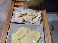 -秋语木桶鱼.酸菜鱼(开发区火车站店)
