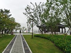 -上海滴水湖皇冠假日酒店