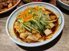 石河子凉皮-巴依兄弟西域美食(机场店)