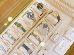 -海星奢选二手奢侈品手表包包鉴定回收寄卖(墨玉南路店)