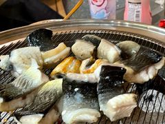 -围炉肉舍丹东海鲜烤肉·烤活鳗(步行街店)