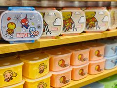 -名创优品(北京新中关购物中心地铁层店)