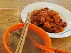 -同济大学本部学苑饮食广场