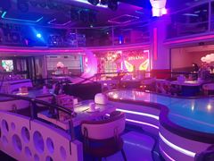 -巴特餐饮6加1音乐餐吧·新疆菜