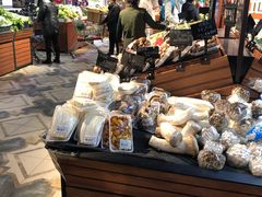 -欧亚商都奥特莱斯(新发路店)