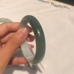 -北京七彩云南翡翠珠宝旗舰店(月坛店)