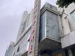 -上海大学附属上海和平眼科医院
