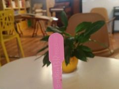 -新华里咖啡书吧(新华书店小寨店)
