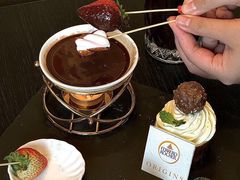 -上海漕河泾万丽酒店