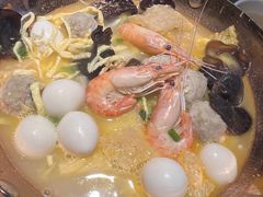 金汤杭三鲜-绿茶餐厅(成都大悦城店)