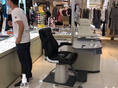 -宝岛眼镜(群光广场店)