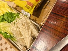 -沙胆彪炭炉牛杂煲(上海日月光广场店)