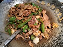 -费大厨辣椒炒肉(万家丽一店)