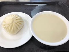 -聚德华天护国寺小吃(甜水园店)