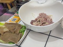 -领鲜现切猪杂火锅(番禺桥南店)