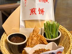 -鲁菜根·泰安菜(万达店)