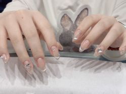 -艾珂·美甲美睫