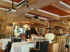 -火车头法国西餐厅