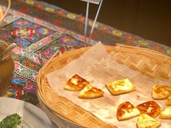 -锦厨国际自助餐厅 · 云端景观 (昆明索菲特大酒店)
