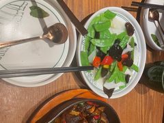 -云海肴·汽锅鸡·云南菜(天山百盛优客店)