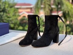 -STUART WEITZMAN(静安嘉里中心店)