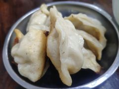 -黄阿姨锅贴大王(万航渡路店)