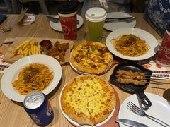 -必胜客(WOW贺州灵峰店)