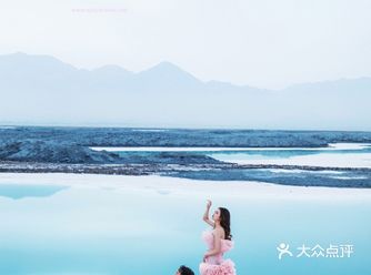 送你一朵小红花同款拍摄地青海婚纱照get