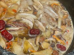 -蘑界·野生菌火锅(深业上城店)