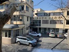 -上海市中医文献馆