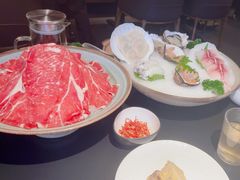 -鲜入唯煮·港式海鲜牛肉火锅(金宝街店)