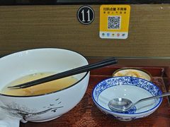 -百年老字号·观振兴蟹黄面·三虾面·苏式面(观前街富仁坊巷店)