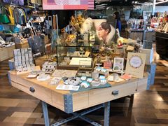 -诚品(信义店)
